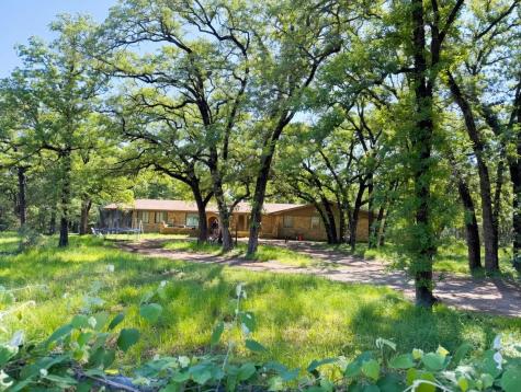 9262 N Highway 77 Lexington TX 78947