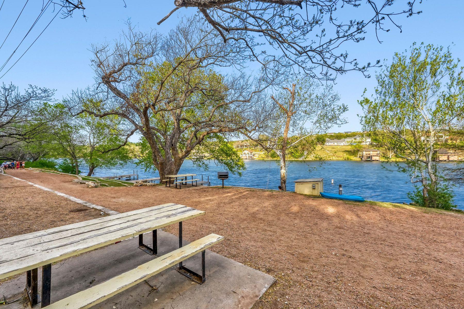 2913 Chisholm Trail Austin TX 78734