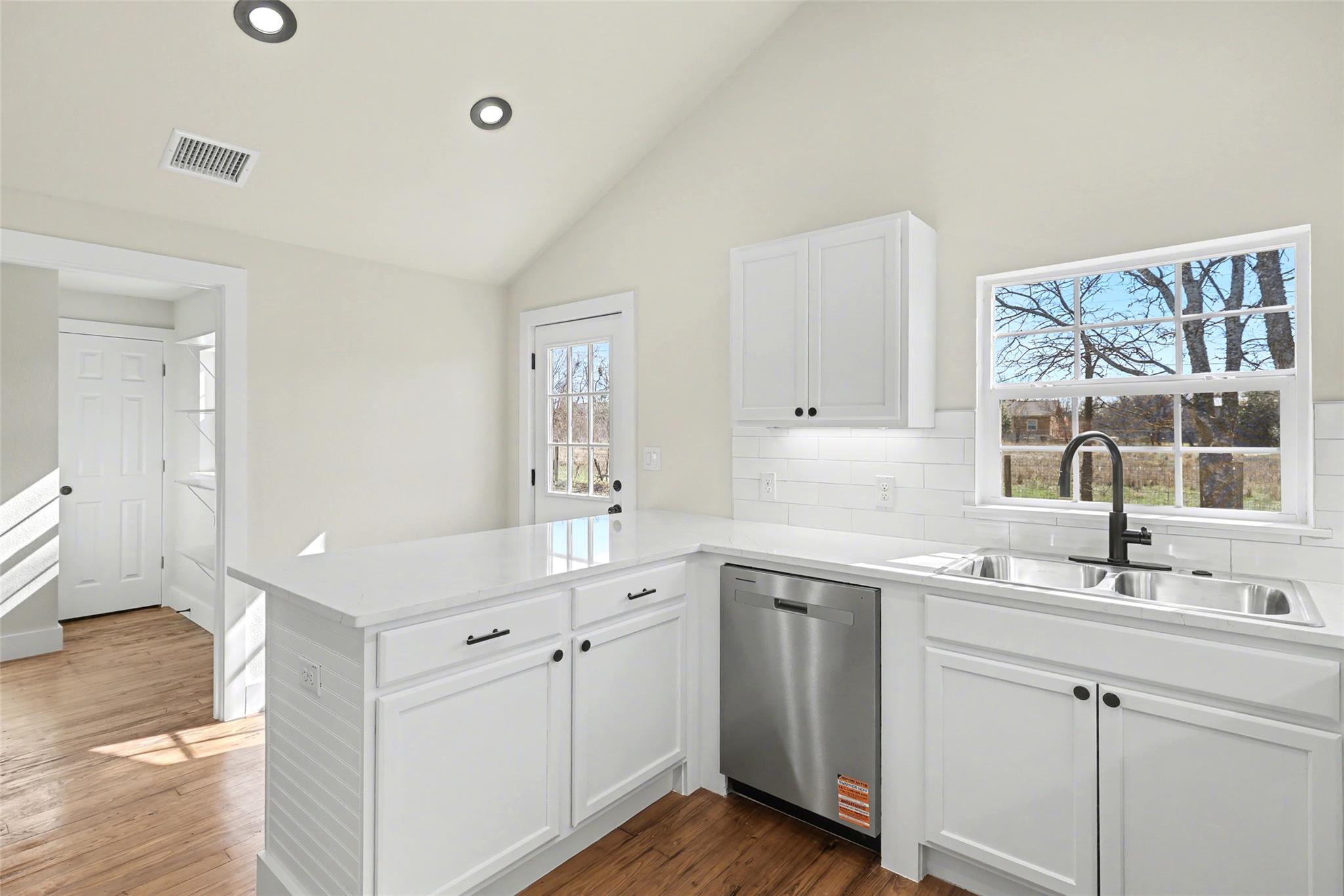 107 Russell Street Liberty Hill TX 78642