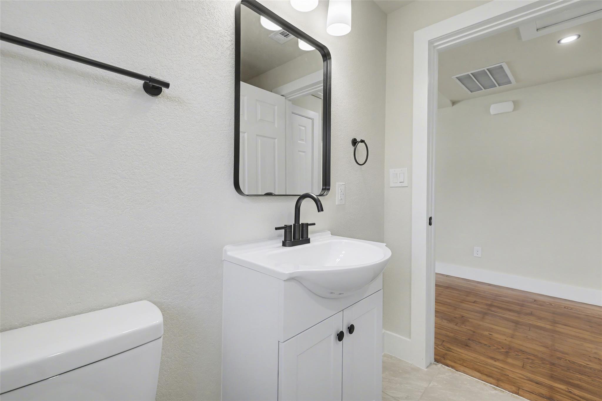107 Russell Street Liberty Hill TX 78642