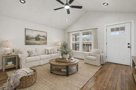 107 Russell Street Liberty Hill TX 78642