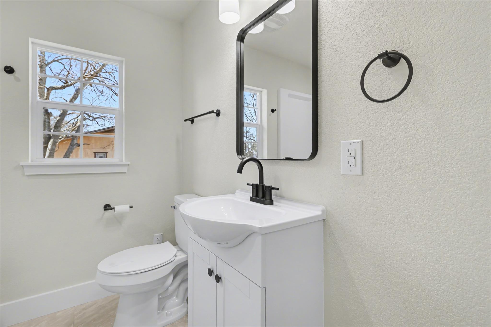 107 Russell Street Liberty Hill TX 78642