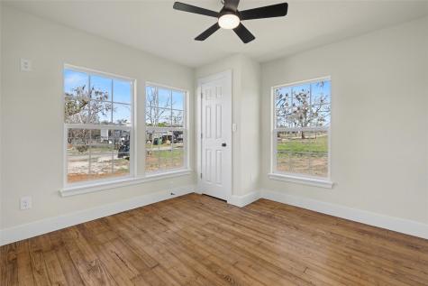 107 Russell Street Liberty Hill TX 78642