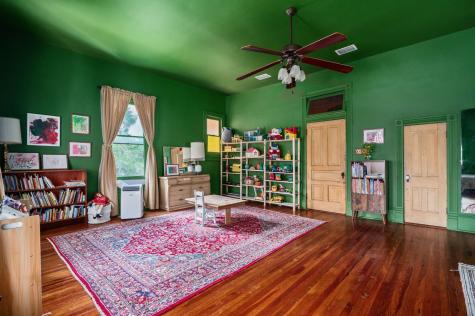 124 N Hamilton Street Gonzales TX 78629