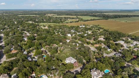 124 N Hamilton Street Gonzales TX 78629