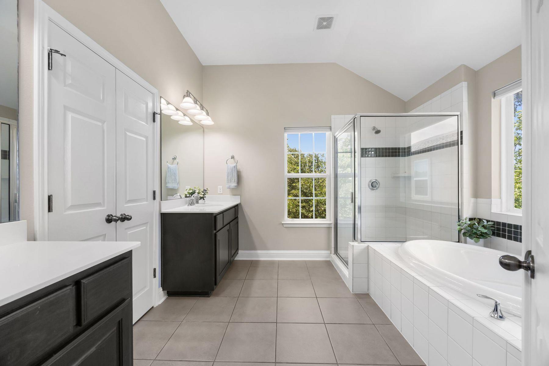 5221 Rain Lily Drive Austin TX 78739