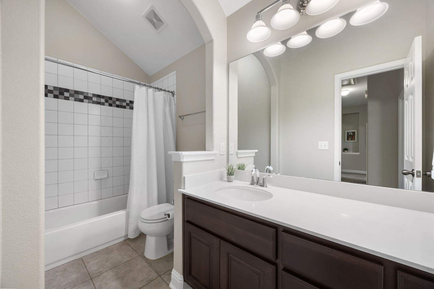 5221 Rain Lily Drive Austin TX 78739