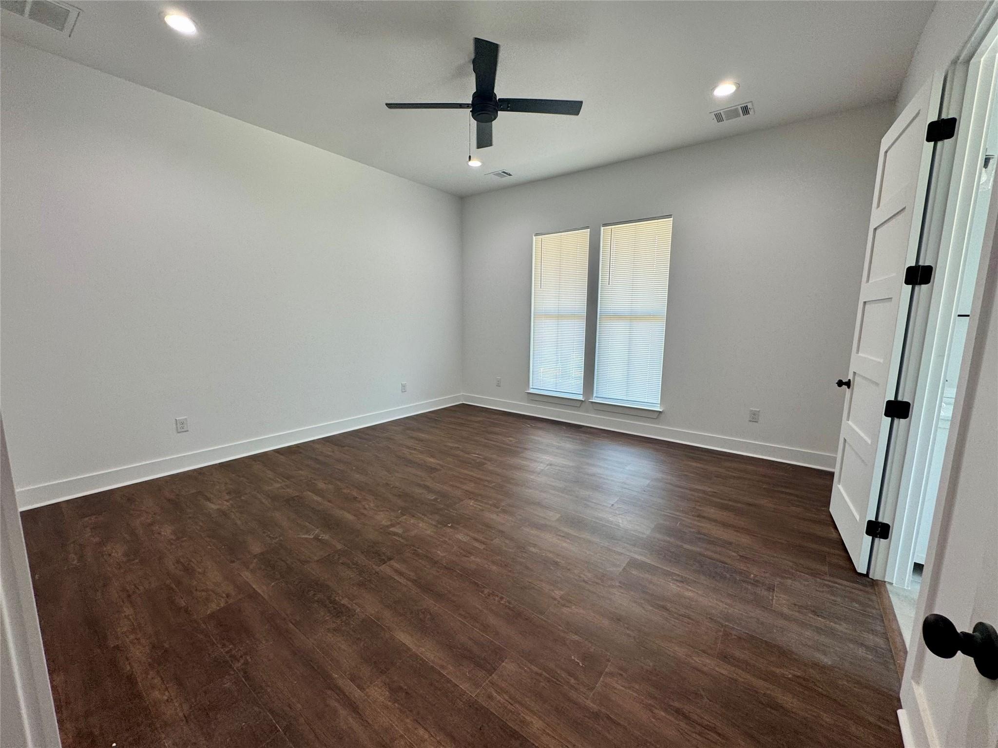 1353 Red Town Road Elgin TX 78621