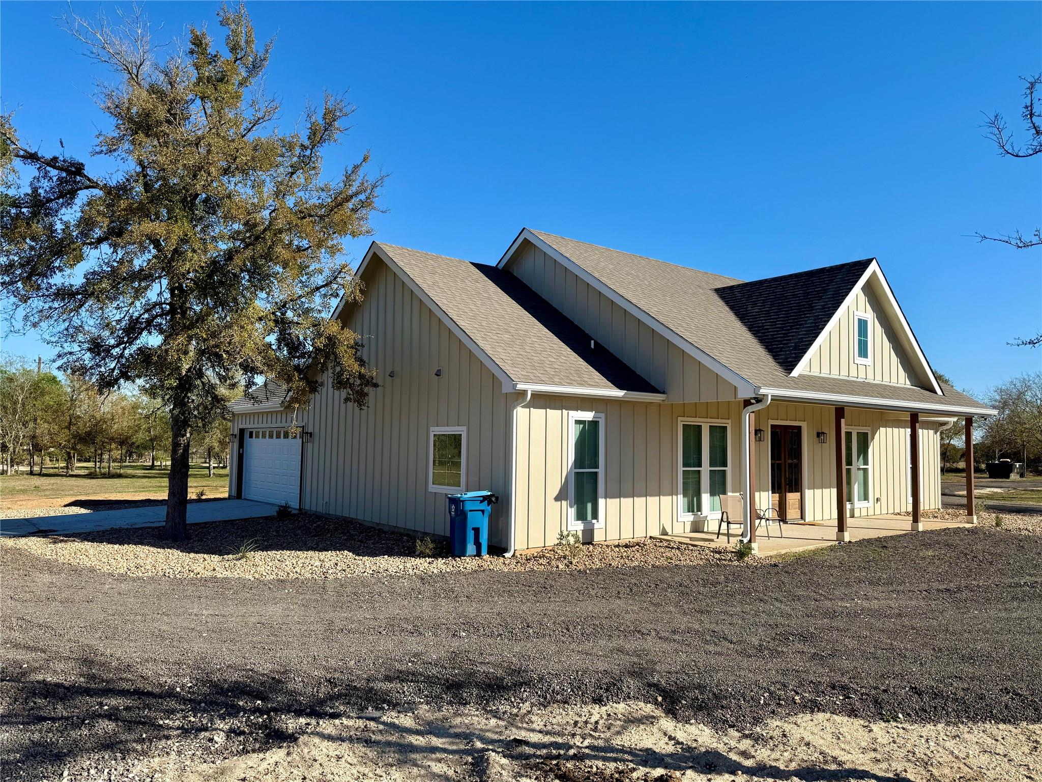 1353 Red Town Road Elgin TX 78621