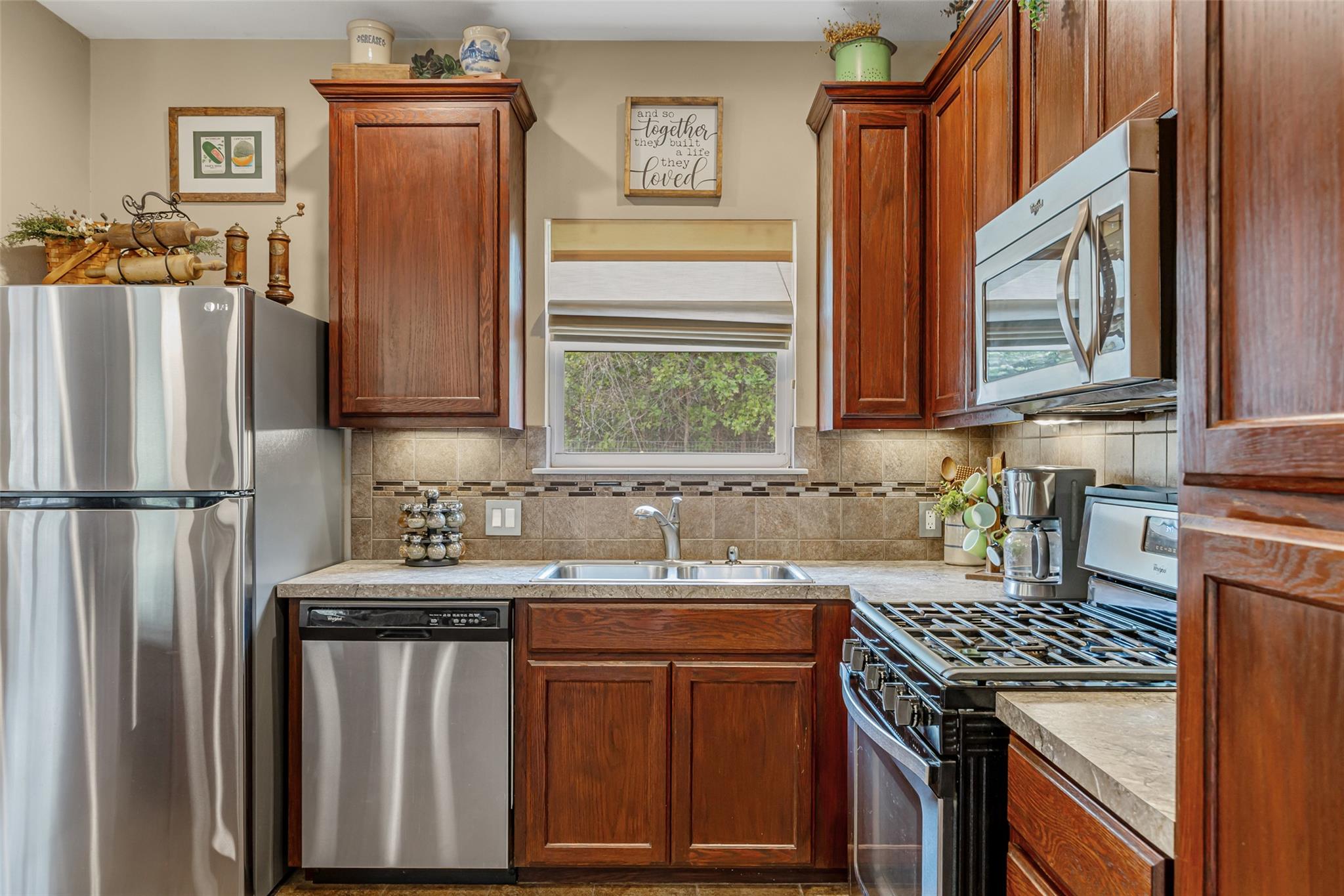 198 W Kelley Road Bastrop TX 78602