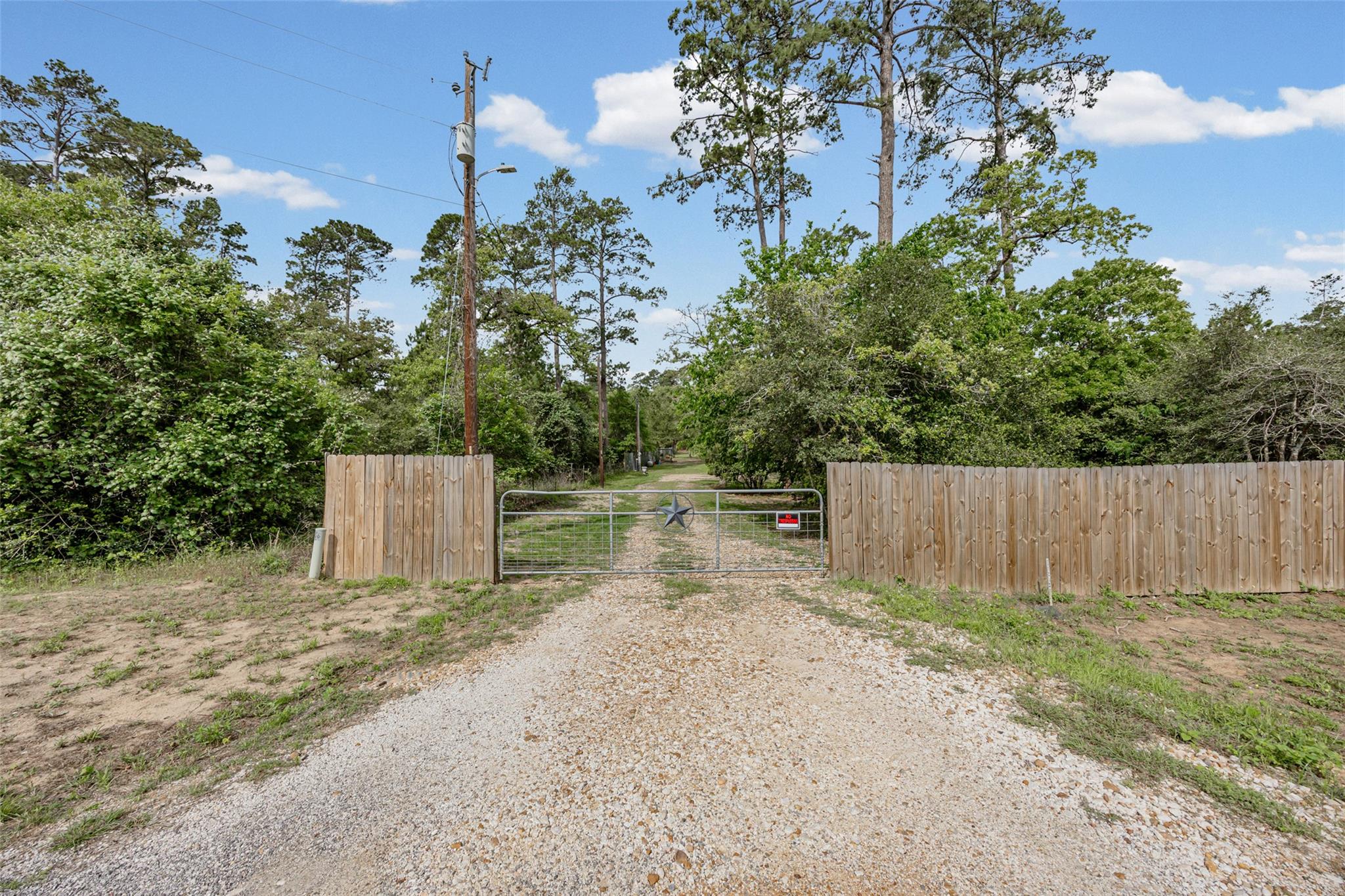 198 W Kelley Road Bastrop TX 78602