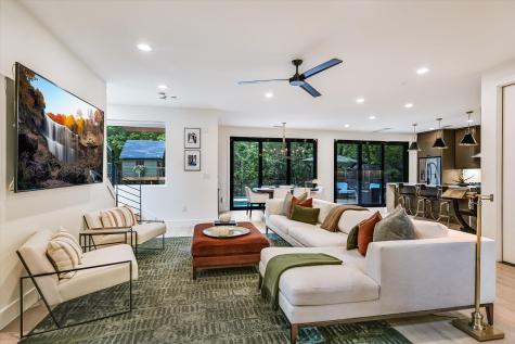 2806 Brinwood Avenue Austin TX 78704