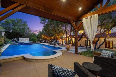 201 Cowal Drive N Spicewood TX 78669