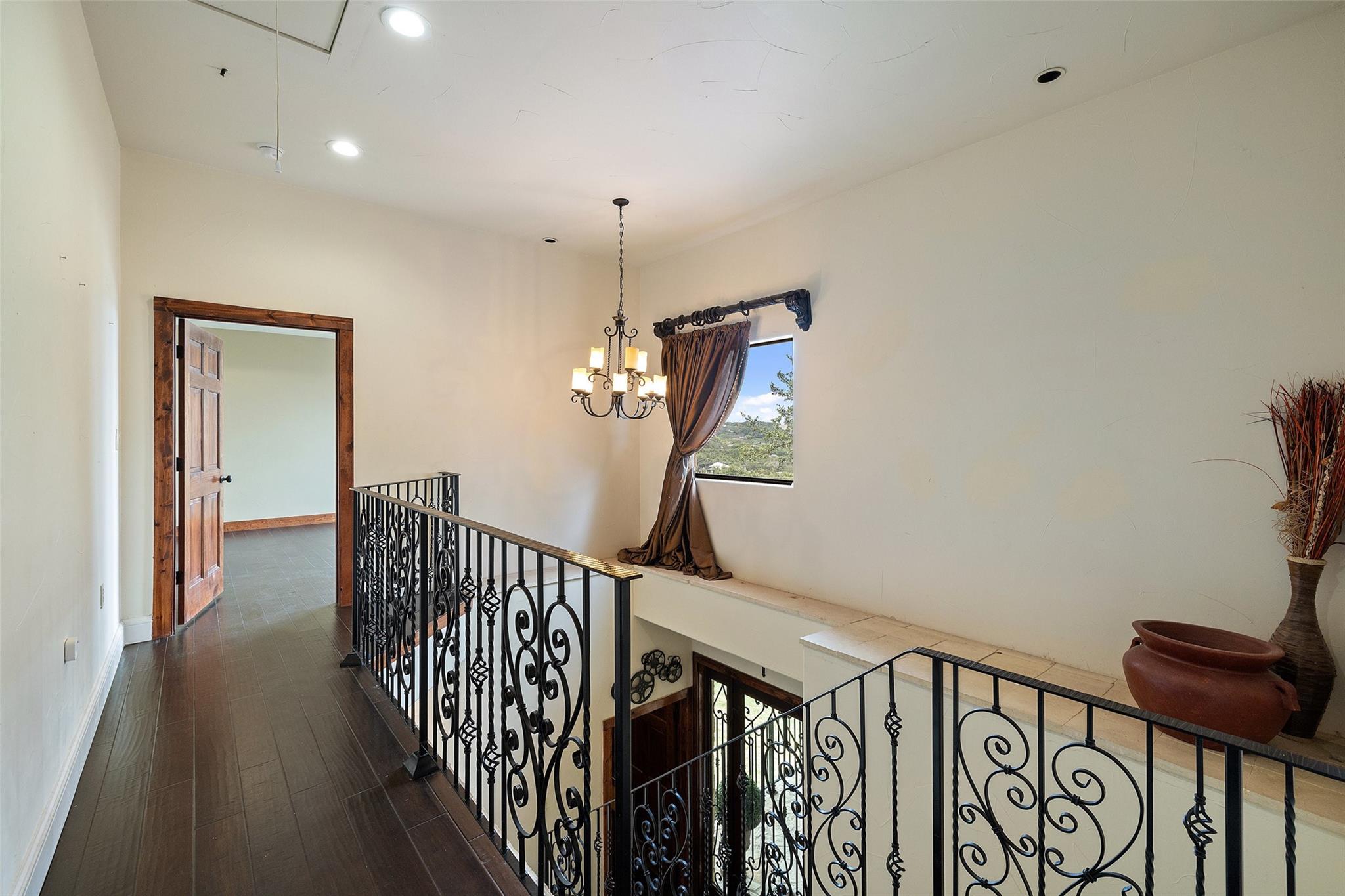 201 Cowal Drive N Spicewood TX 78669
