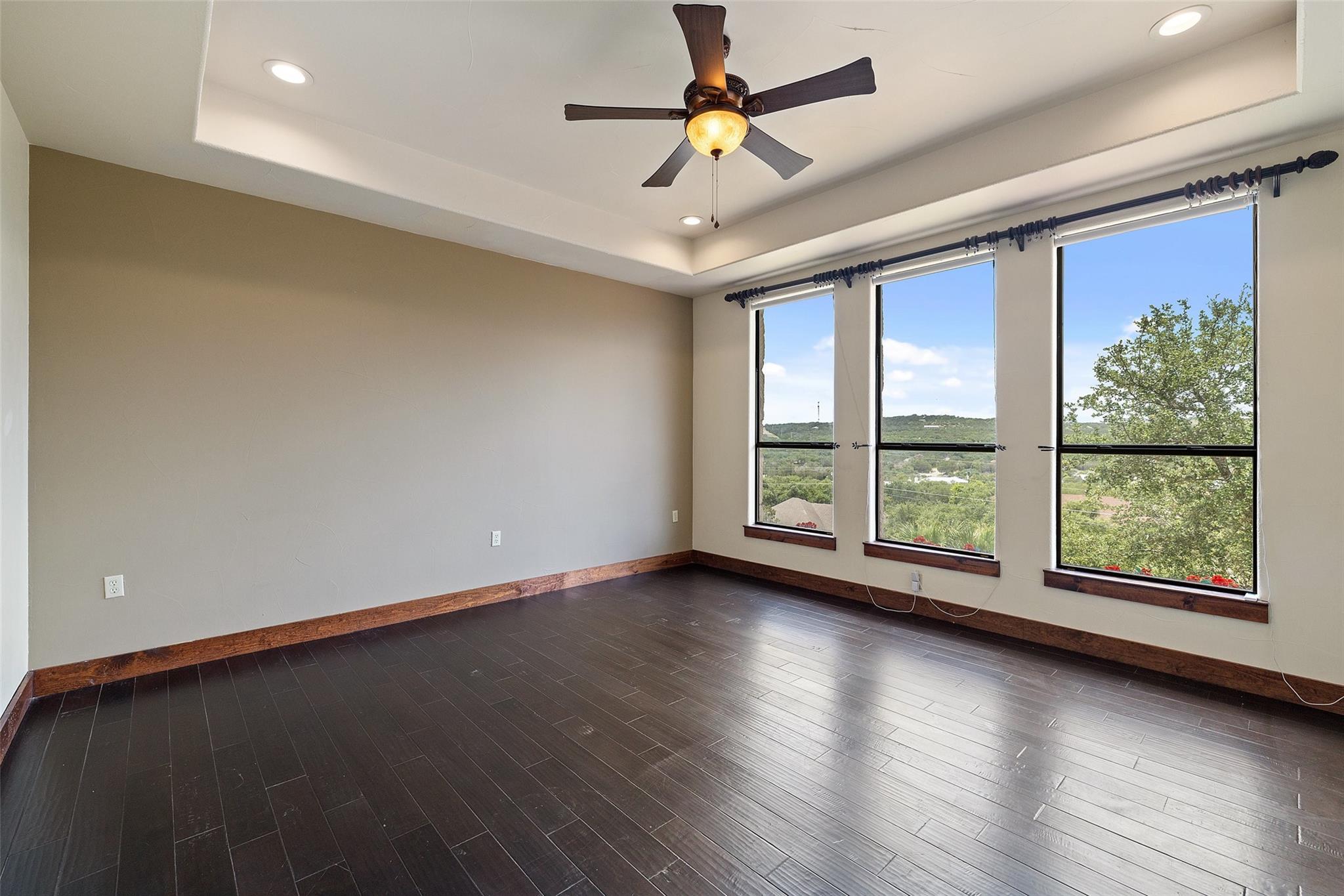 201 Cowal Drive N Spicewood TX 78669