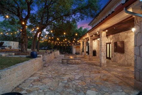 201 Cowal Drive N Spicewood TX 78669
