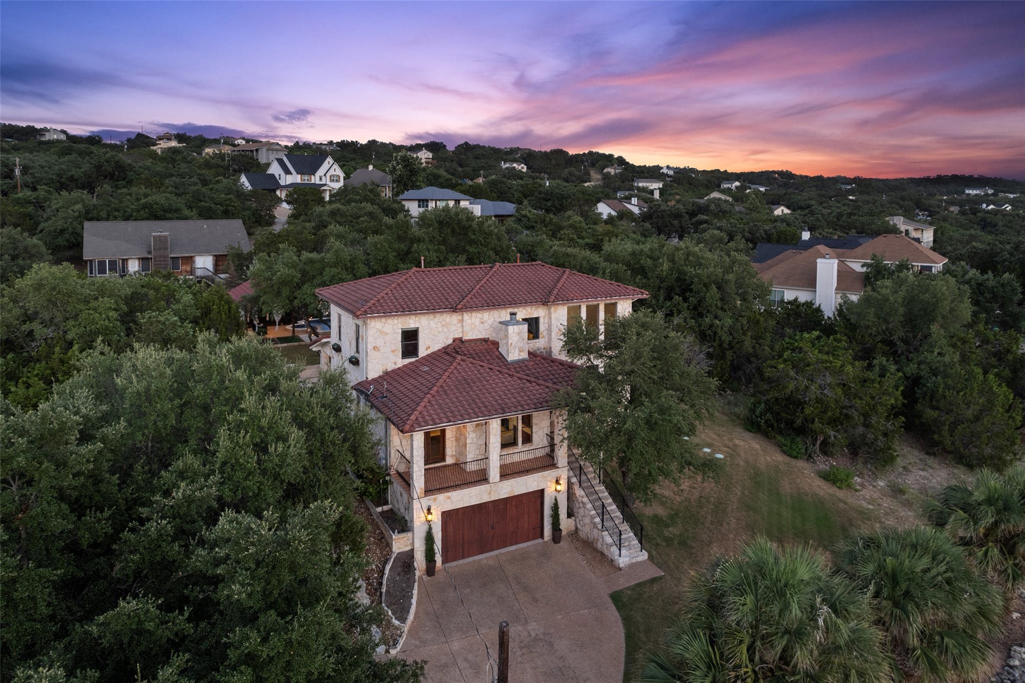 201 Cowal Drive N Spicewood TX 78669