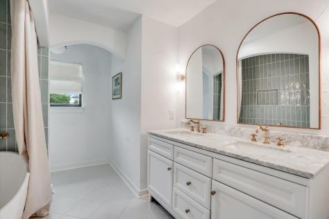 56 Woodcreek Drive Wimberley TX 78676