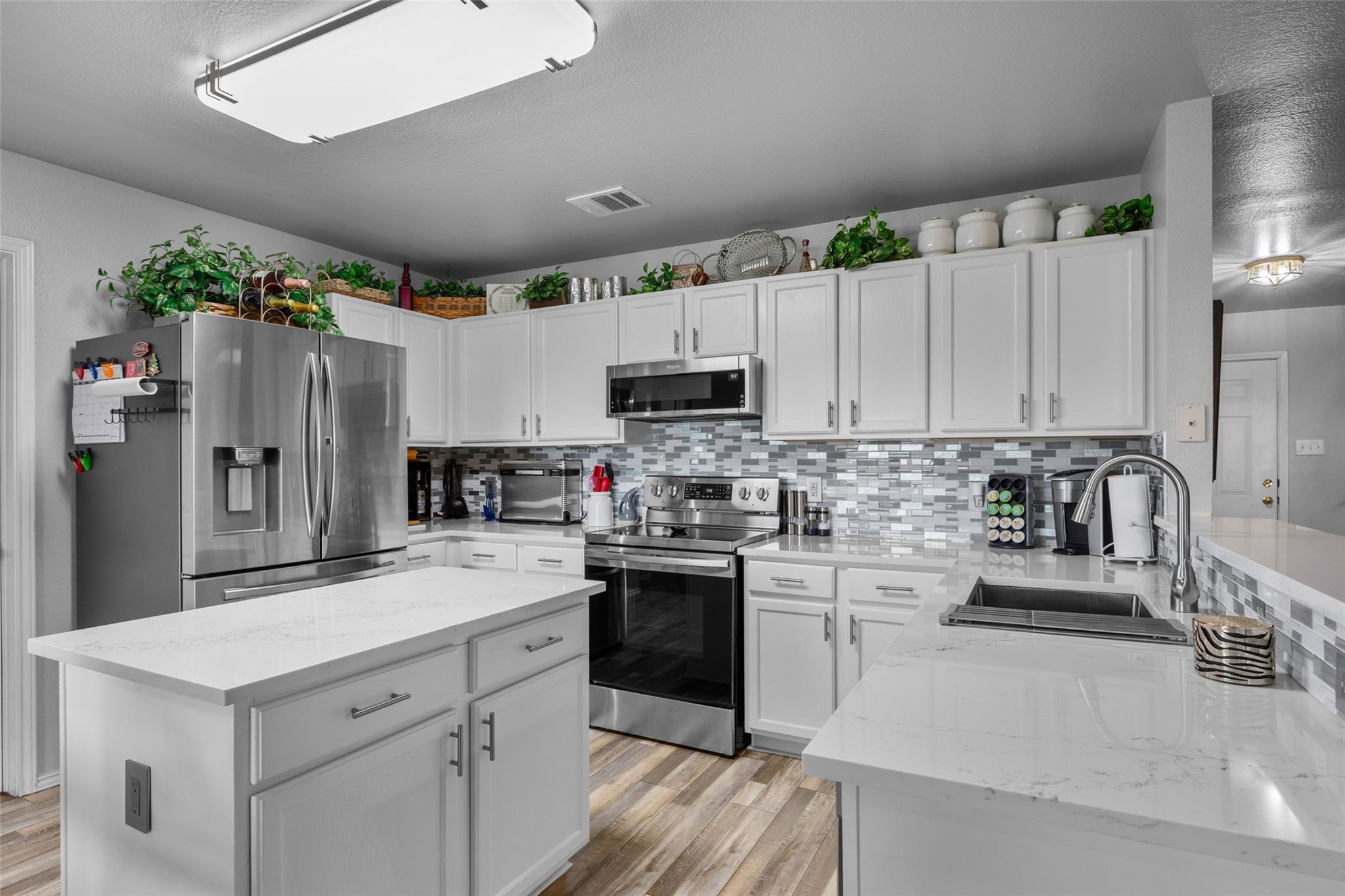 951 Brandi Circle Kyle TX 78640