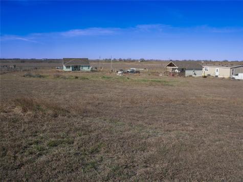 1351 County Road 419 Taylor TX 76574