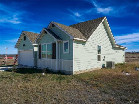 1351 County Road 419 Taylor TX 76574