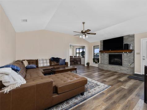 2412 Williamson Road Lockhart TX 78644