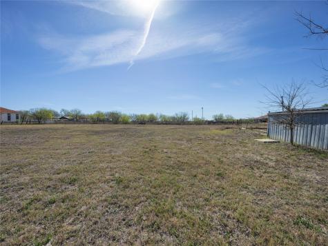 2412 Williamson Road Lockhart TX 78644
