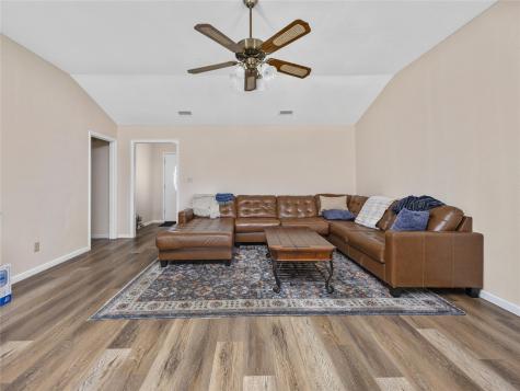 2412 Williamson Road Lockhart TX 78644