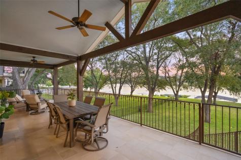 327 Meadowlakes Drive Meadowlakes TX 78654