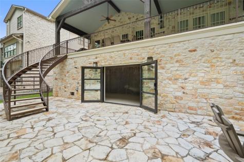 327 Meadowlakes Drive Meadowlakes TX 78654