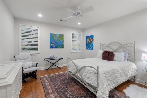 327 Meadowlakes Drive Meadowlakes TX 78654