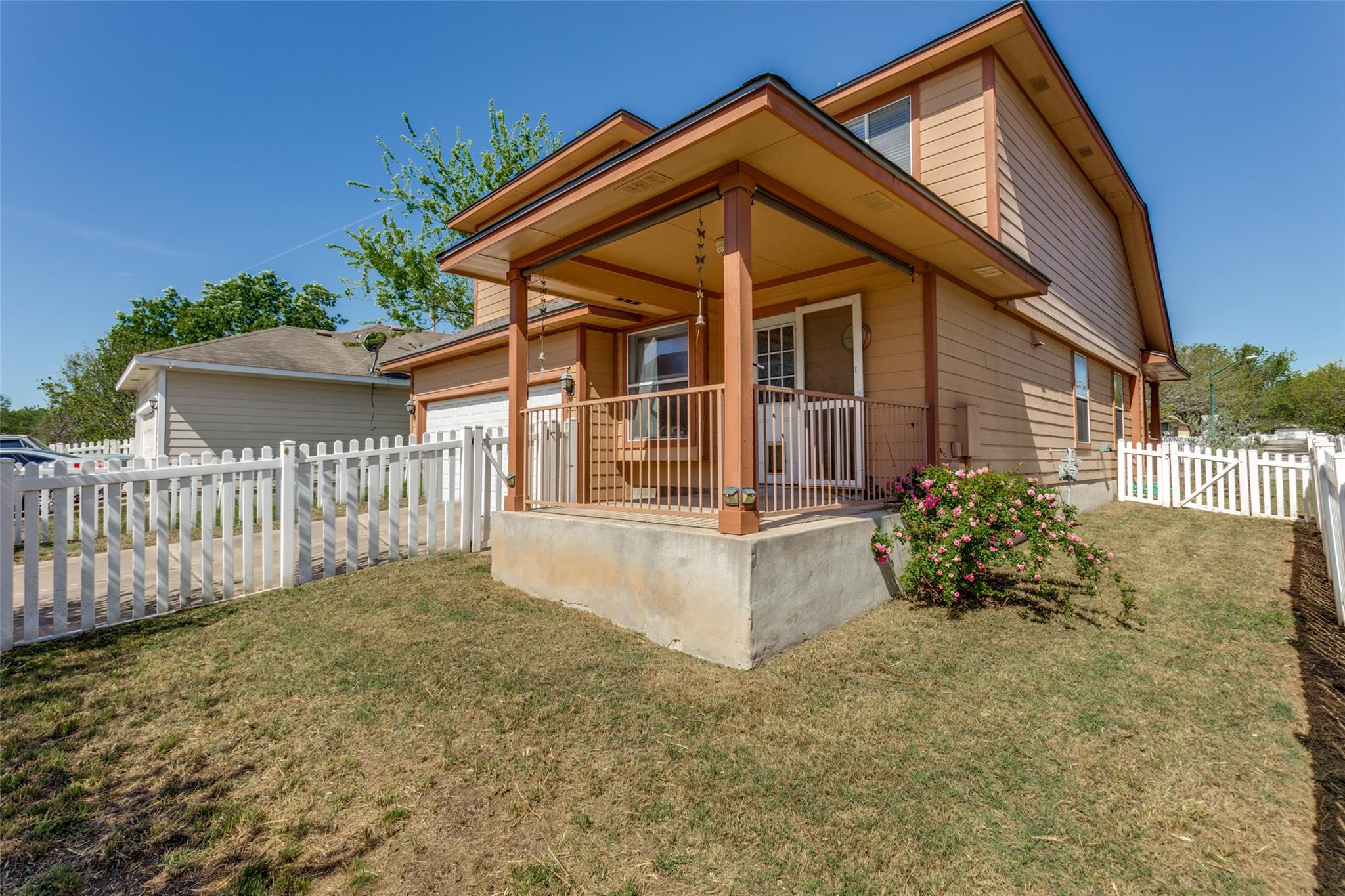 5043 Hartson Kyle TX 78640