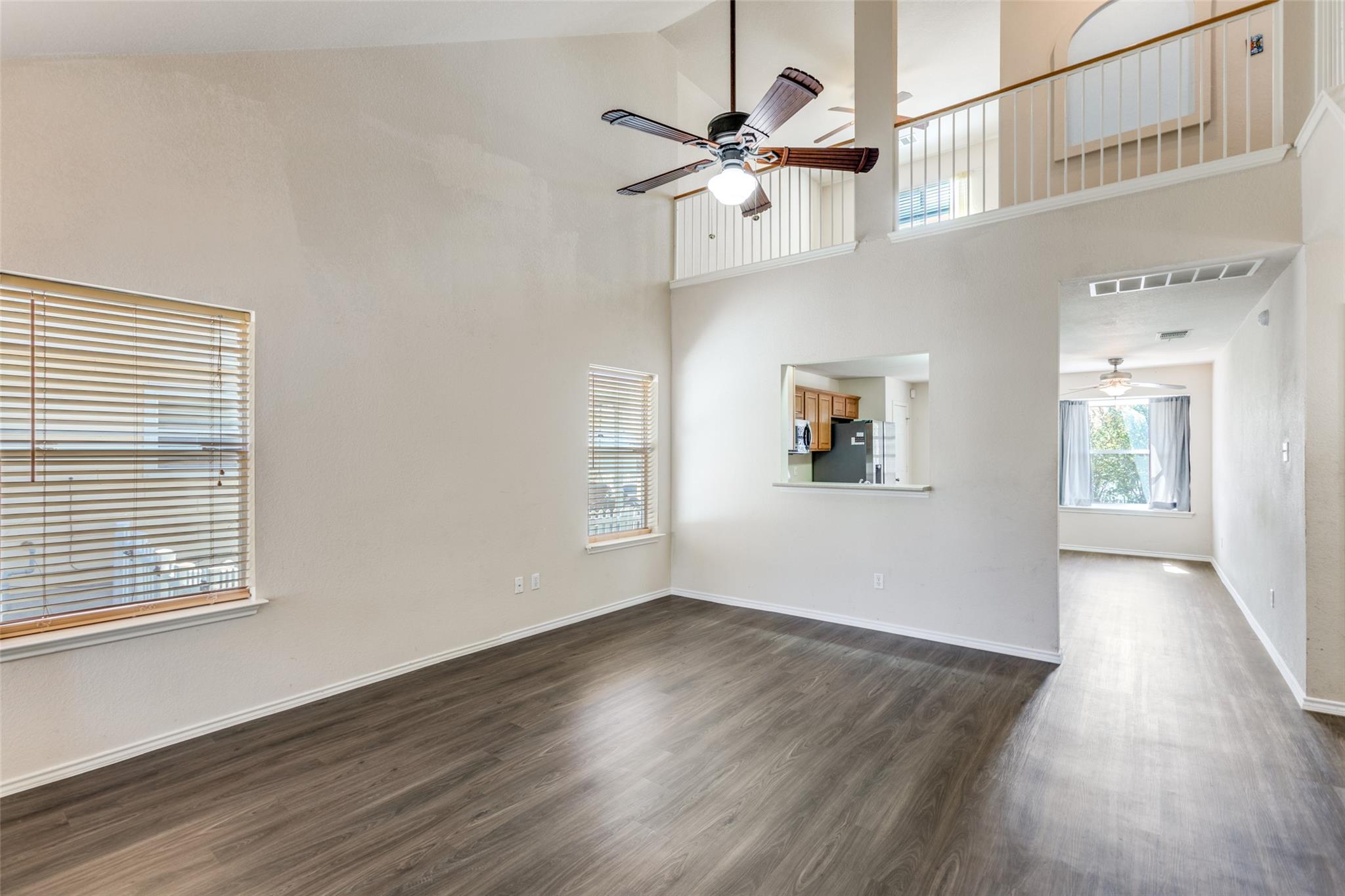 5043 Hartson Kyle TX 78640