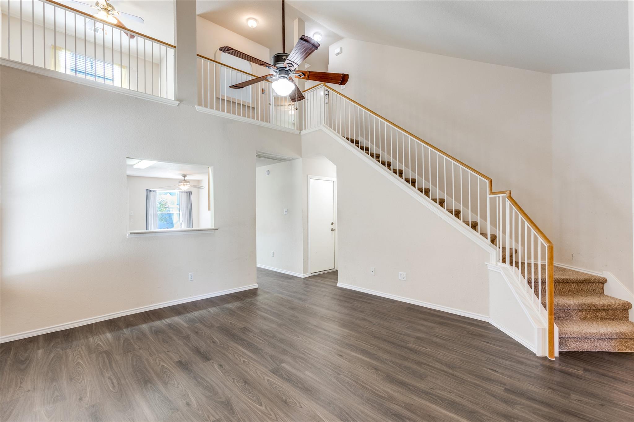 5043 Hartson Kyle TX 78640