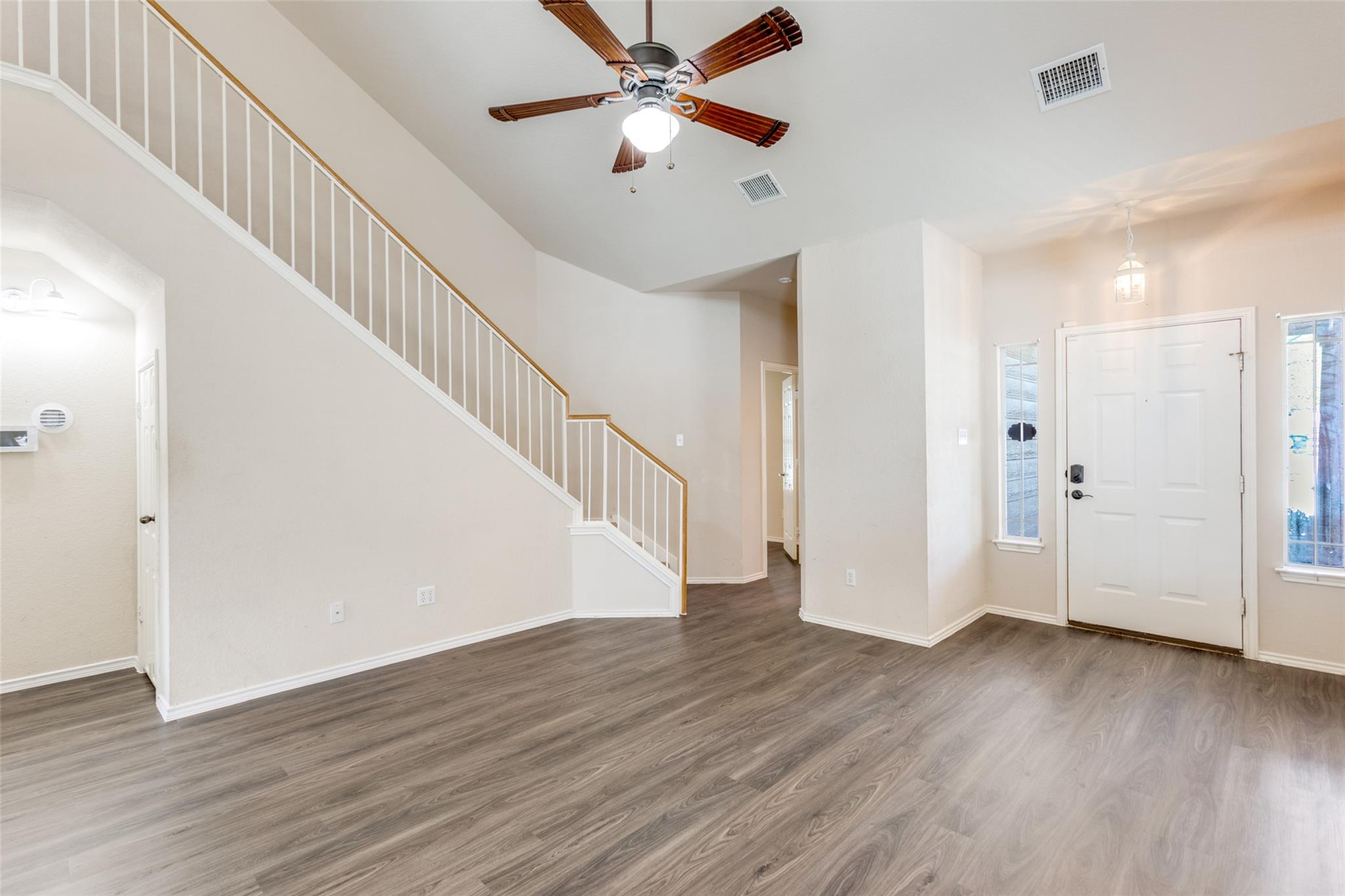 5043 Hartson Kyle TX 78640