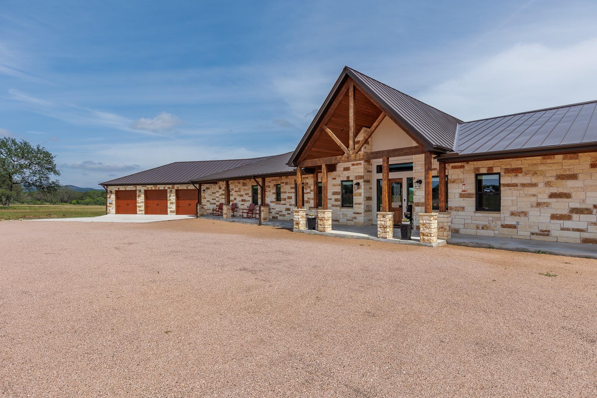 195 Chimney Cove Drive Marble Falls TX 78654