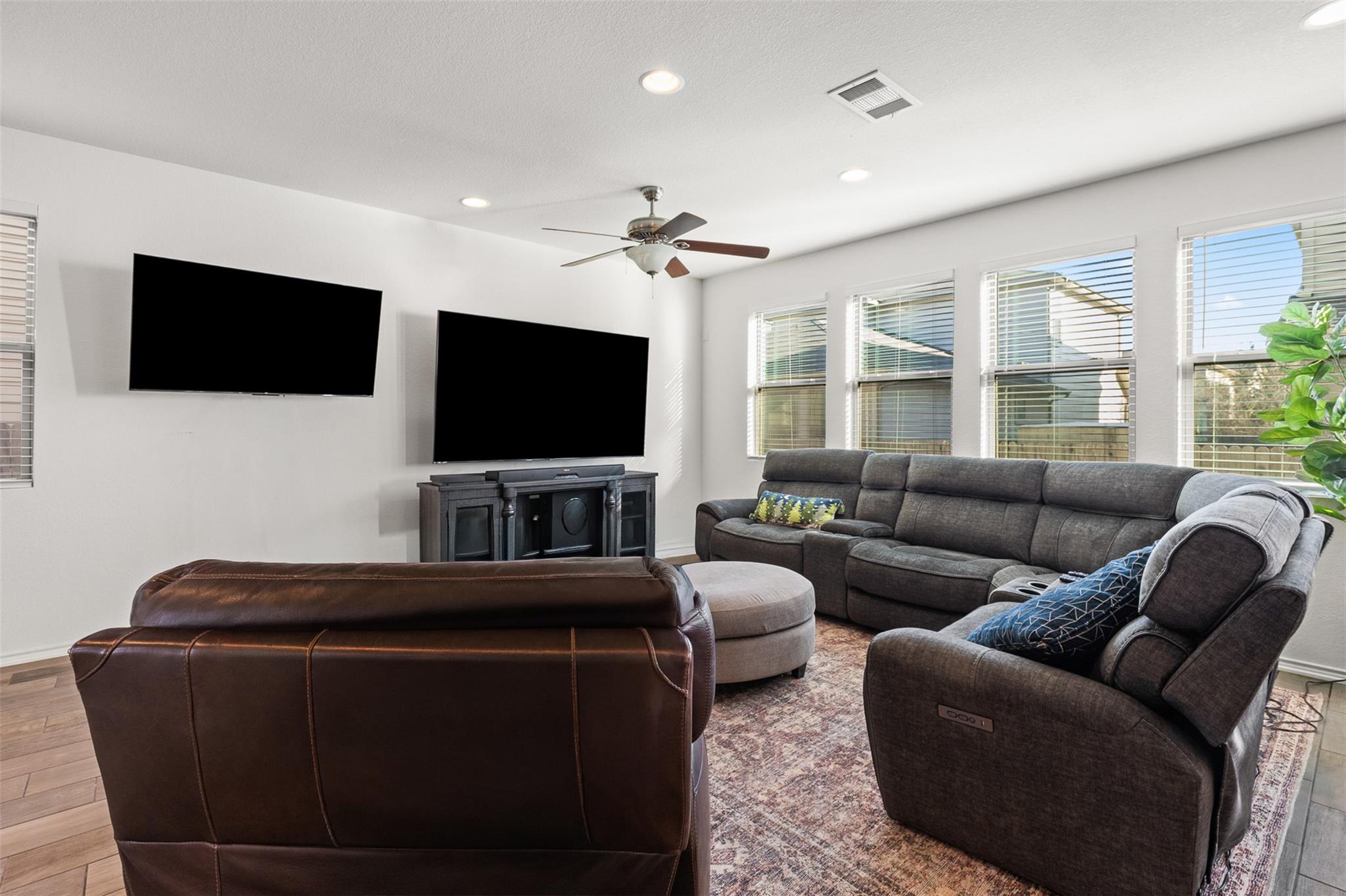 9107 Moonstone Drive Austin TX 78729