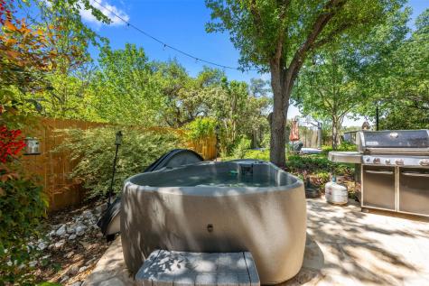 6425 Yaupon Drive Austin TX 78759