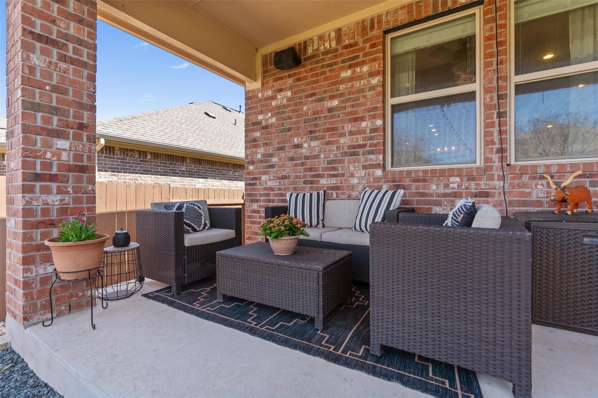 2732 Florin Cove Round Rock TX 78665