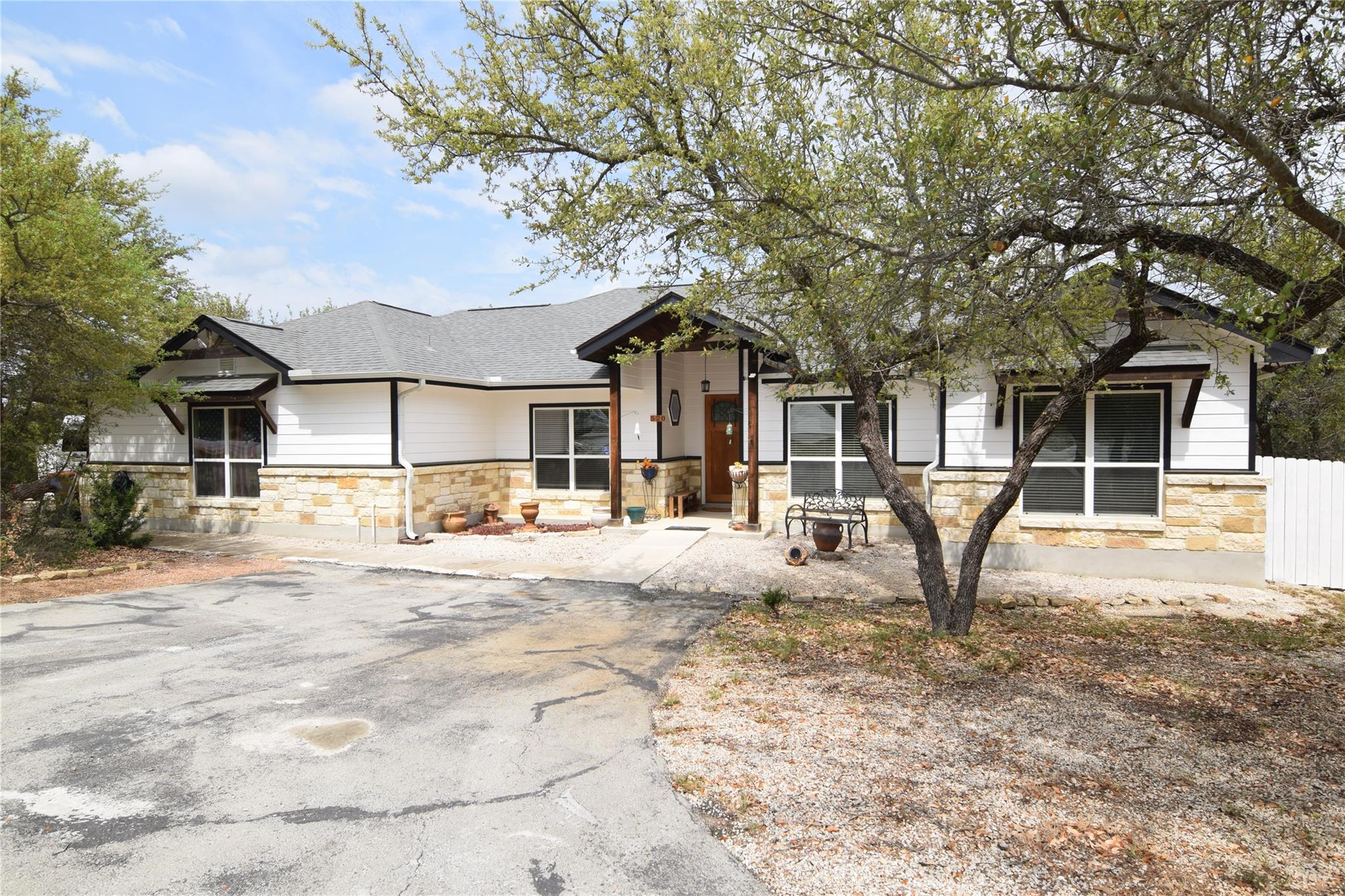 520 Monarch Canyon Lake TX 78133