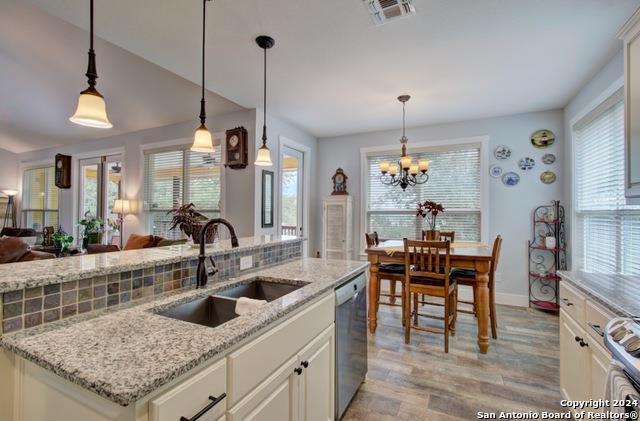520 Monarch Canyon Lake TX 78133