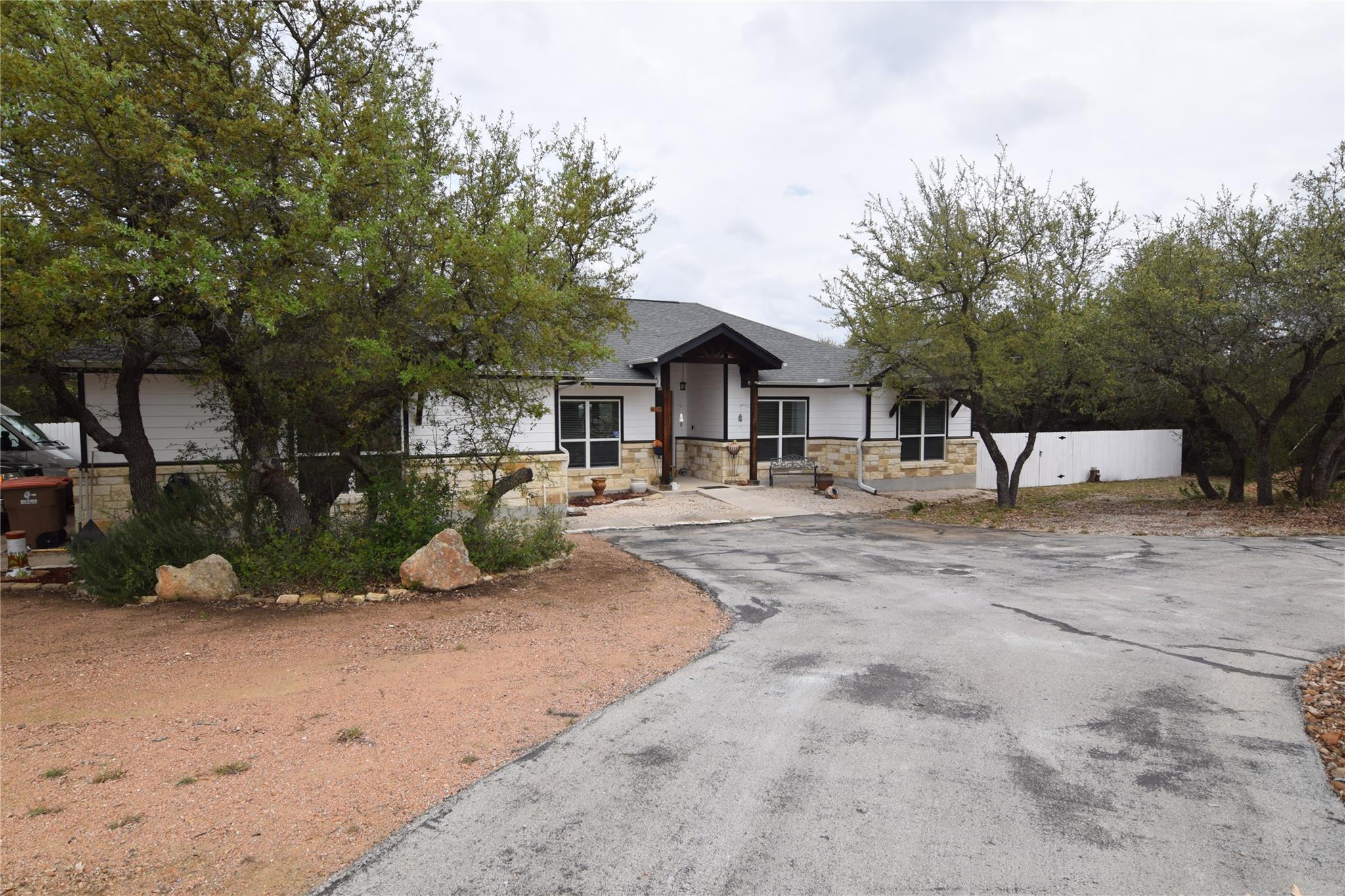 520 Monarch Canyon Lake TX 78133