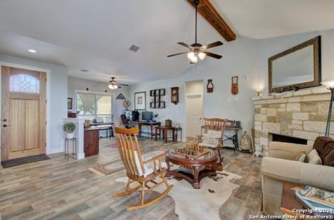 520 Monarch Canyon Lake TX 78133