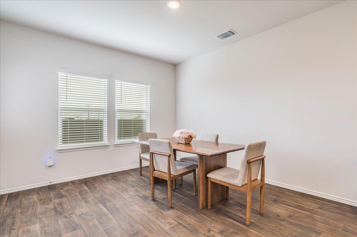 125 Frogmore Loop Uhland TX 78640