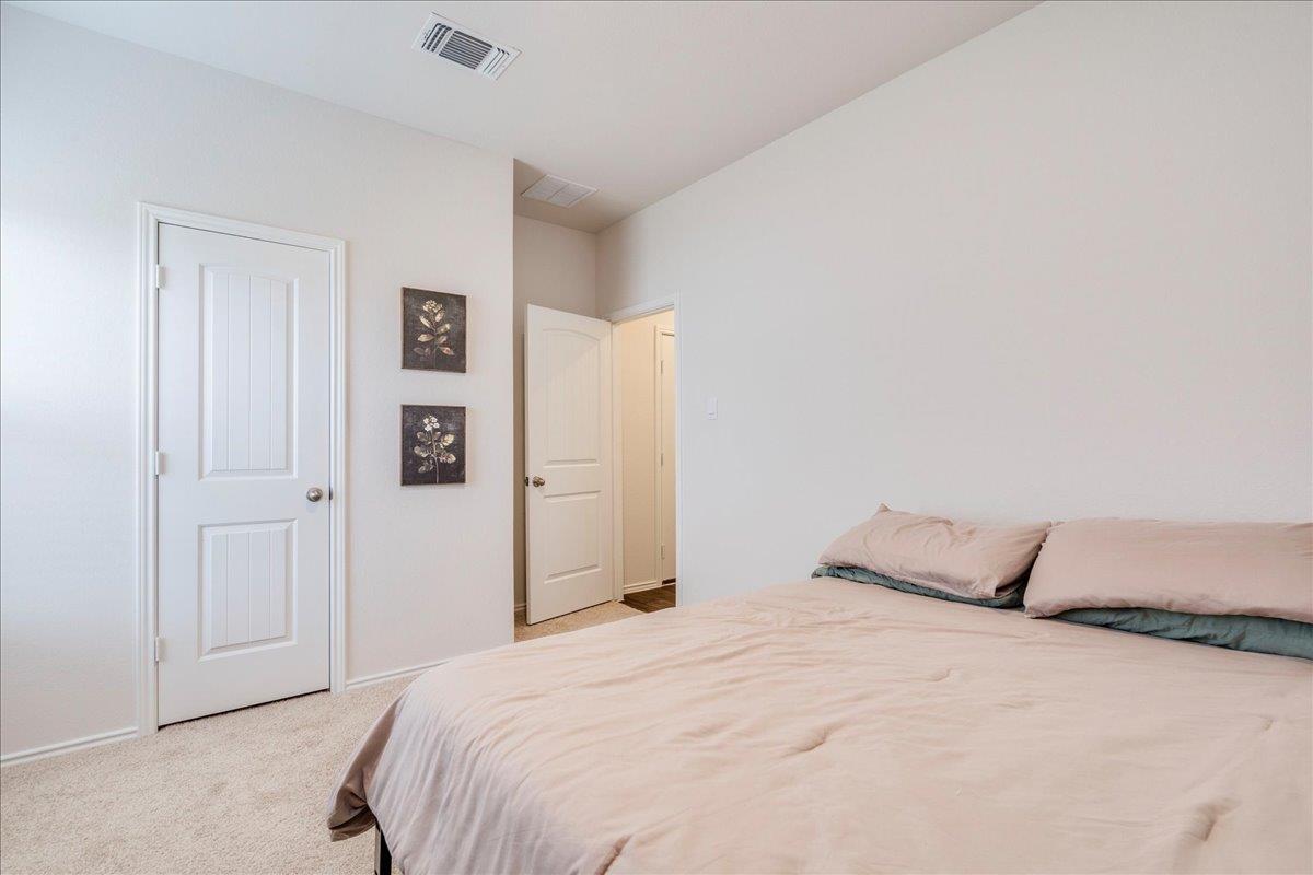 125 Frogmore Loop Uhland TX 78640