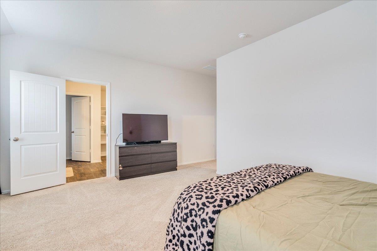 125 Frogmore Loop Uhland TX 78640
