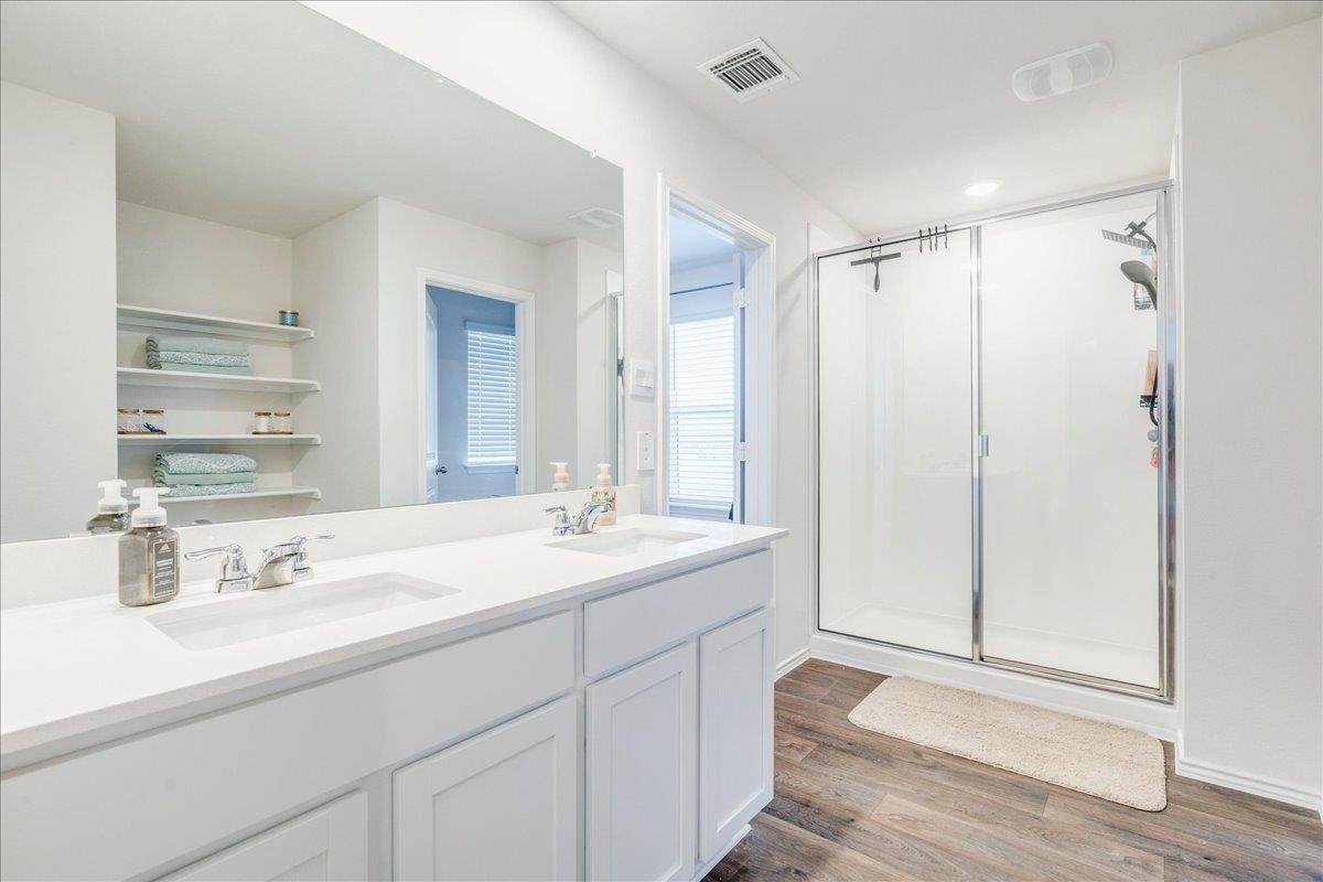 125 Frogmore Loop Uhland TX 78640