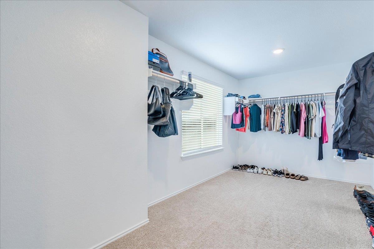 125 Frogmore Loop Uhland TX 78640
