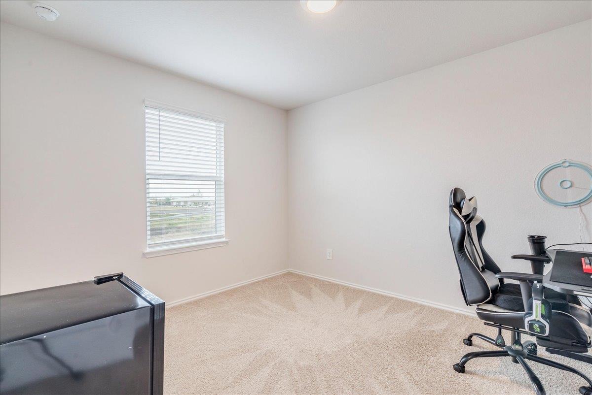 125 Frogmore Loop Uhland TX 78640