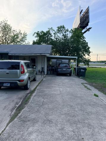 512 Patricia Drive San Marcos TX 78666